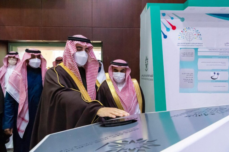 أمير الجوف يدشن المسابقة الخليجية للابتكارات التقنية