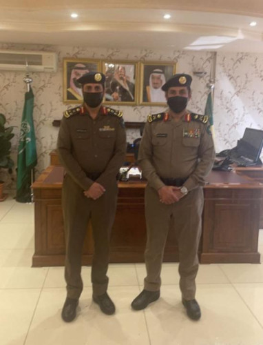 مدير الدفاع المدني بمنطقة عسير يقلد العميد “آل عقران” رتبته الجديدة