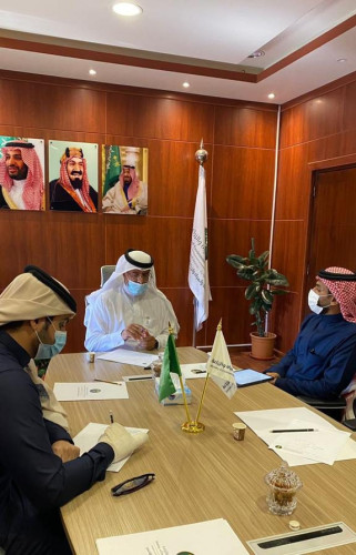 نائب مدير بيئة عسير يناقش مواءمة وتفعيل مبادرات الخطة الوطنية للتوظيف