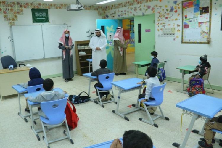 عودة مدارس تعليم المجمعة الكاملة للدراسة الحضورية بيسر وسهولة