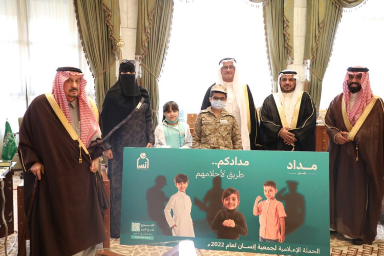 أمير الرياض يدشن حملة “مداد إنسان”