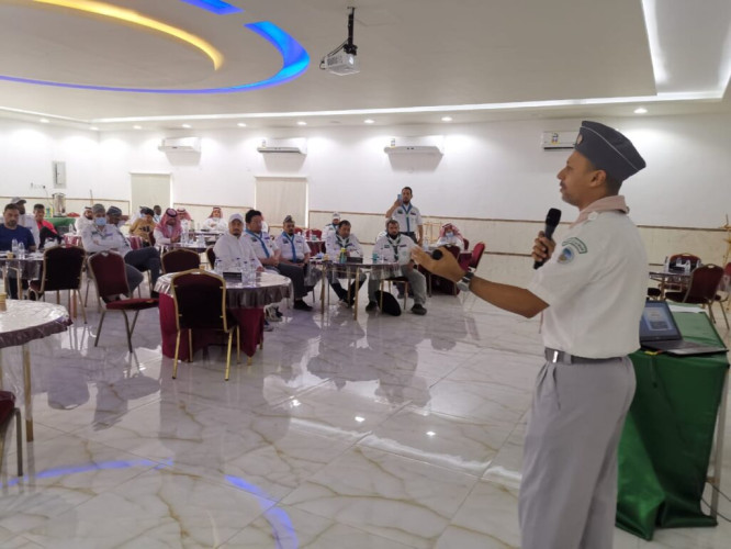 تعليم مكة يناقش سبل تطوير العمل الكشفي