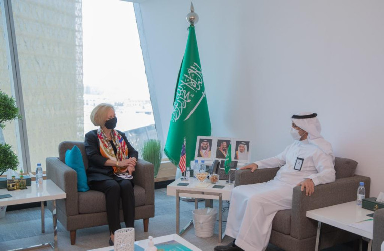 وزير الصحة يلتقي بالقائم بالاعمال بسفارة الولايات المتحدة الأمريكية لدى المملكة