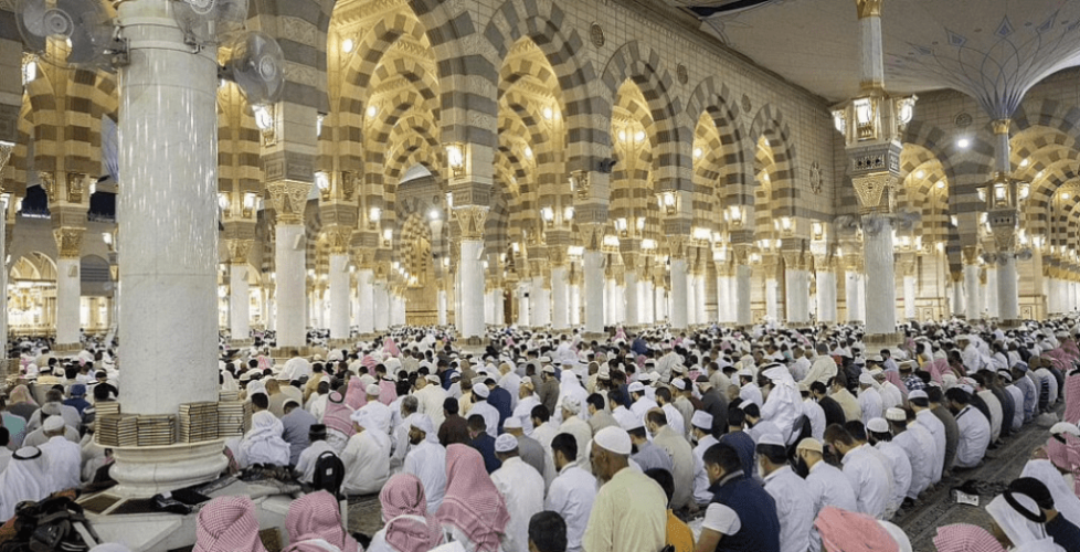 عدد المعتمرين القادمين للمملكة لموسم 1443هـ بلغ 895.499