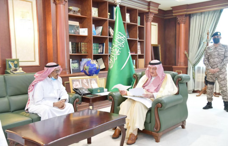 تستمر طوال رمضان.. أمير جازان يدشن حملة “تراحم” لرعاية السجناء وأسرهم