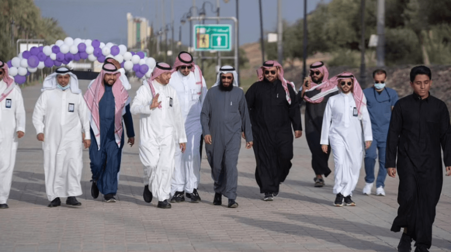 تجمع حائل الصحي يدشن مبادرة توعوية حول السمنة وتفعيل رياضة المشي