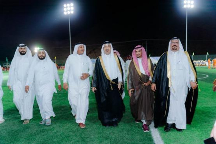 محافظ الليث يرعى نهائي دوري نادي الليث