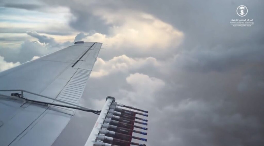 انطلاق أولى طلعات الاستمطار على بعض مناظق المملكة