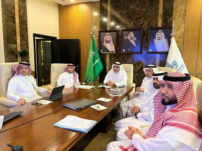 “أمين الشرقية” يجتمع مع وكلاء ورؤساء البلديات ومناقشة برامج أنسنة المدن