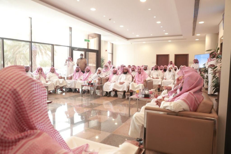 الشبانات: نحمد الله على سلامة قائد الأمة وأدام عليه الصحة والعافية  فرع هيئة الأمر بالمعروف بالرياض يقيم لقاء معايدة لمنسوبيه