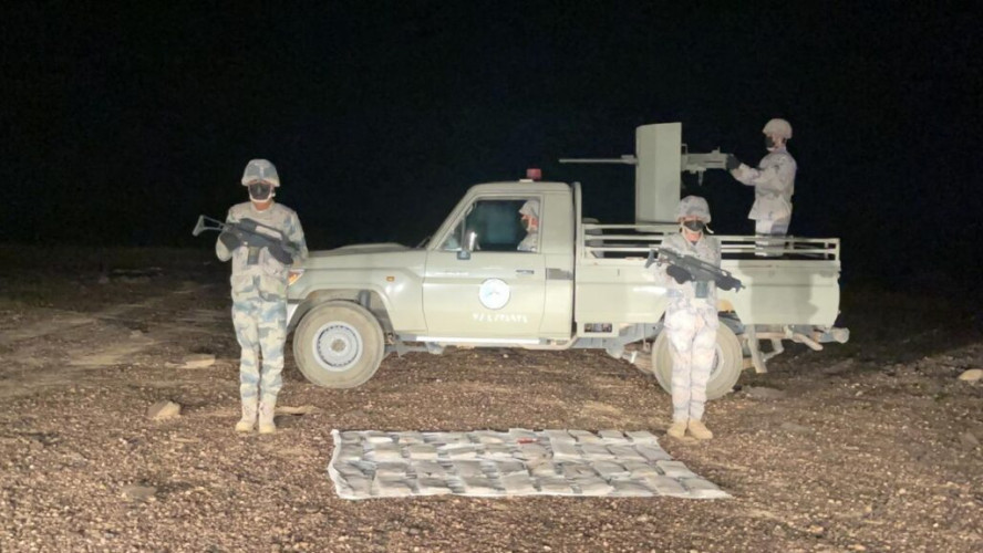 إحباط محاولات تهريب(682)كيلوجرامًا من مادة الحشيش و(62)طنًا و(315)كيلو جرامًا من نبات القات و(194300) قرص إمفيتامين مخدر والقبض على المشاركين فيها