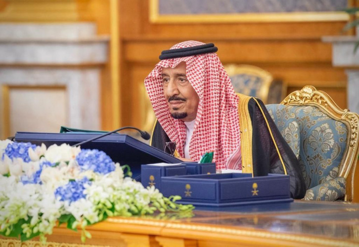 خادم الحرمين الشريفين يرأس جلسة مجلس الوزراء