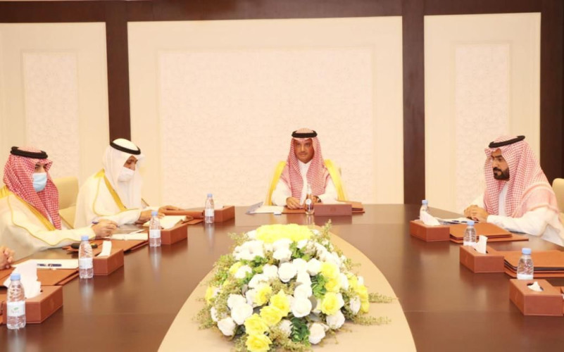 سمو محافظ الأحساء يستقبل رئيس القطاع الشرقي لشركة المياه الوطنية