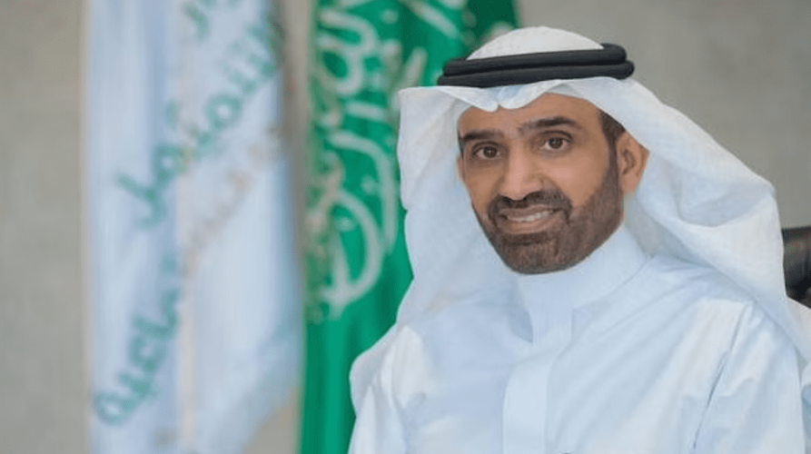 “الراجحي” يُصدر 6 قرارات لتوطين عدد من المهن.. “بصريات” و”خدمة عملاء” وغيرها