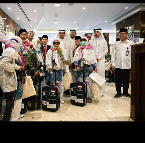 استقبال شركة الأدلاء أولى رحلات الحج القادمة من “الجمهورية الاندونيسية”