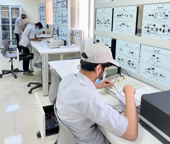 أكثر من 7000 متدرب ومتدربة يؤدون الاختبارات النهائية بمنشآت التدريب التقني بمنطقة تبوك