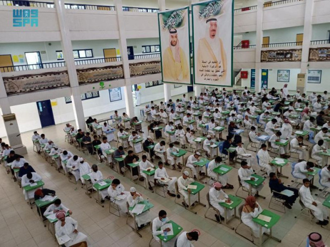 67 ألف طالب وطالبة يؤدون الاختبارات النهائية في مدارس ينبع