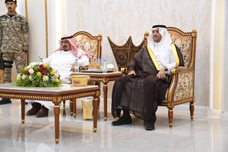 سمو محافظ الأحساء يتفقد مركز الغويبة