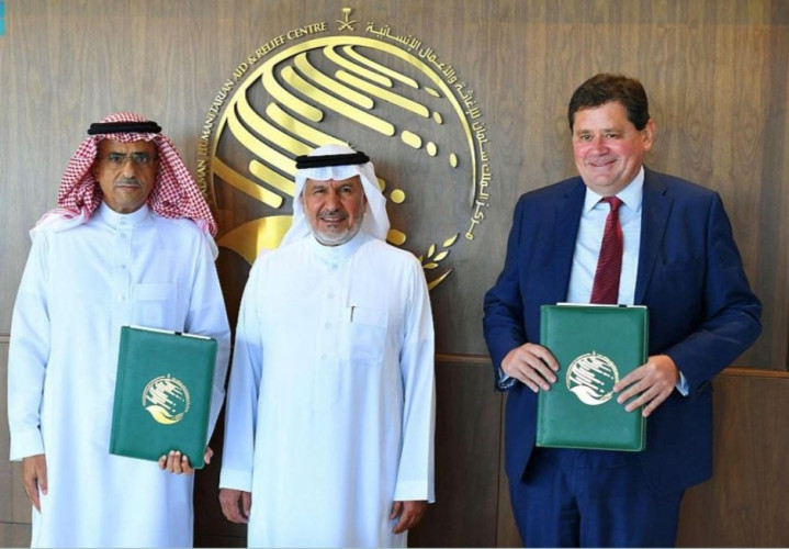 مركز الملك سلمان للإغاثة يوقع مذكرة تعاون مشترك مع وزارة الخارجية والتنمية والكومنولث البريطانية