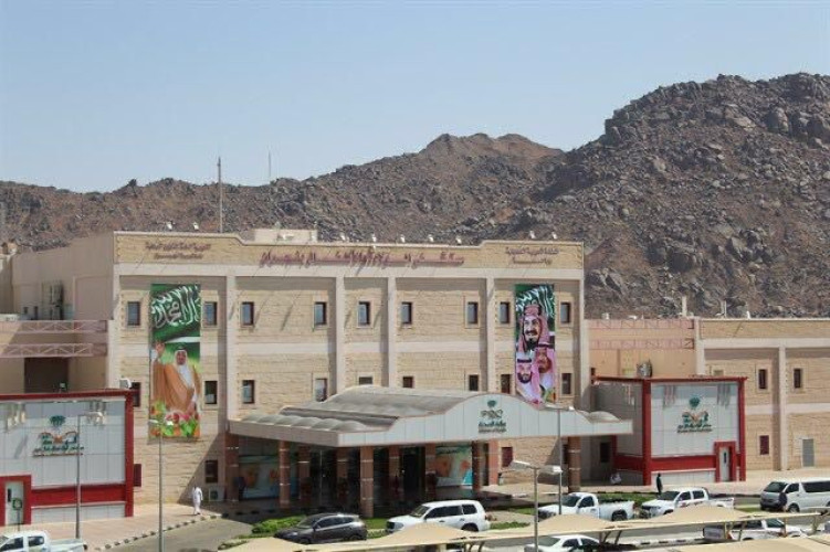 تدخل طبي ناجح في مستشفى الولادة والاطفال بنجران للحفاظ على حياة مريضة “حامل” تُعاني من نقص في عوامل تجلط الدم