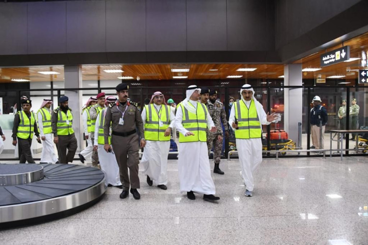 “سمو محافظ الأحساء” يشرف على فرضية خطة الطوارئ والكوارث في مطار الأحساء الدولي لعام 2022م