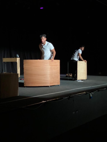 فنون أبها تعرض مسرحية ترتيلة في الدمام