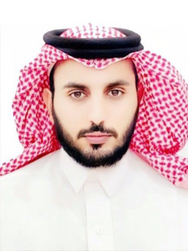 وطن عزيز وقائد ملهم