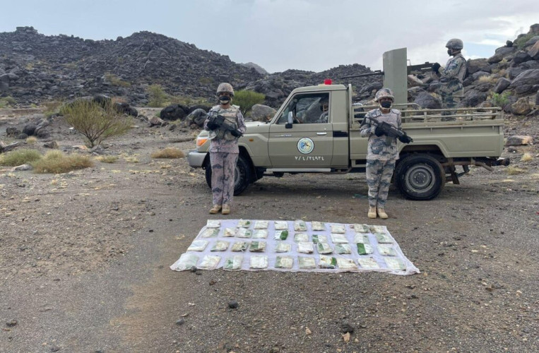 حرس الحدود يحبط تهريب أكثر من(48.6)طناً من القات المخدر وأكثر من(1.5)طن مادة من الحشيش المخدر و(634)ألف قرص إمفيتامين مخدر