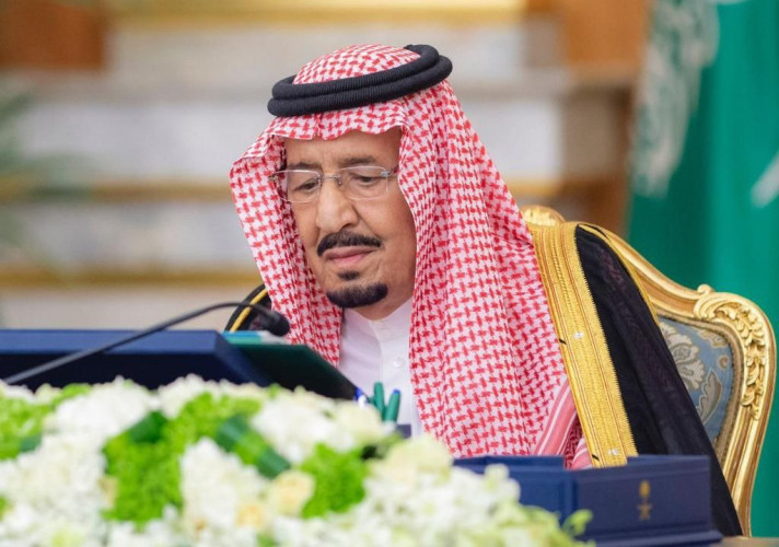 خادم الحرمين الشريفين يرأس جلسة مجلس الوزراء
