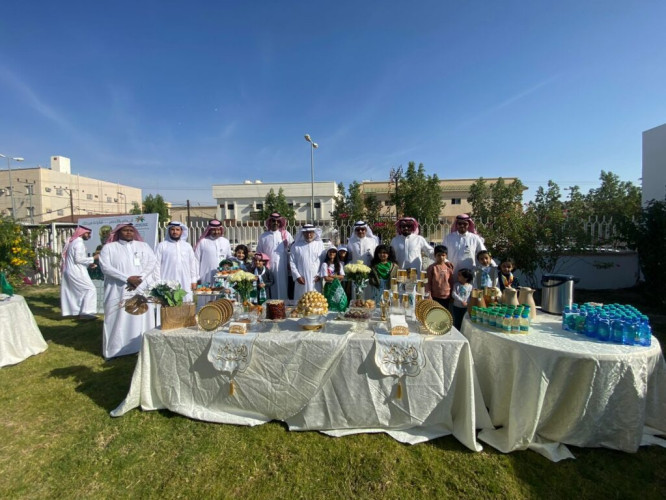 مركز التنمية الاجتماعية ببيشة يقيم احتفالية بمناسبة فوز المنتخب