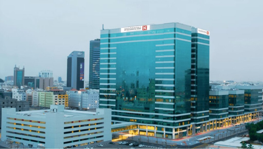 مستشفى سليمان الحبيب بالخُبر يُنقذ ستينياً تعرَّض لانسداد 95% من الشرايين التاجية