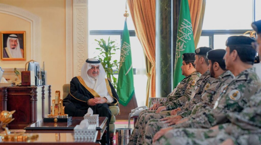 ‏أمير تبوك يستقبل مدير عام السجون بالمملكة