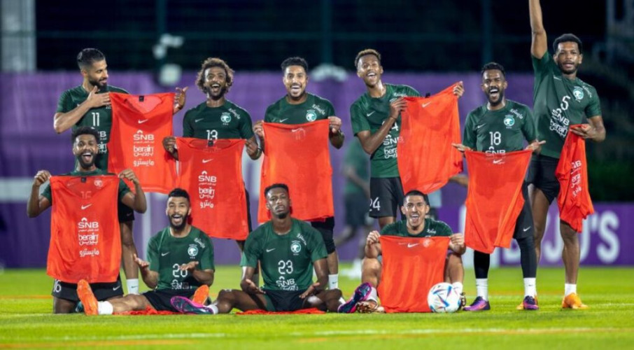 “الأخضر” يواصل تدريباته  استعداداً للقاء الأرجنتين بكأس العالم بقطر