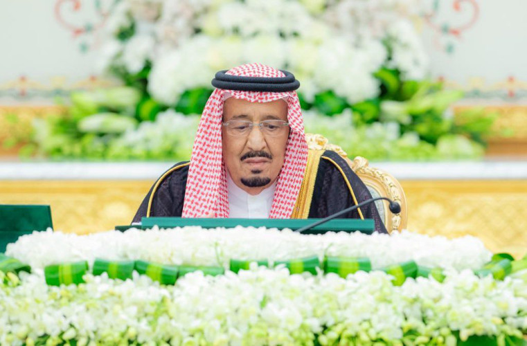 خادم الحرمين الشريفين يرأس جلسة مجلس الوزراء