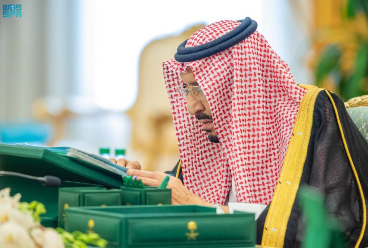 خادم الحرمين الشريفين يرأس جلسة مجلس الوزراء