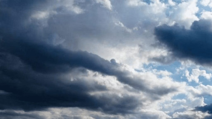 بينها الرياض.. حالة ممطرة على عدة مناطق الخميس والجمعة