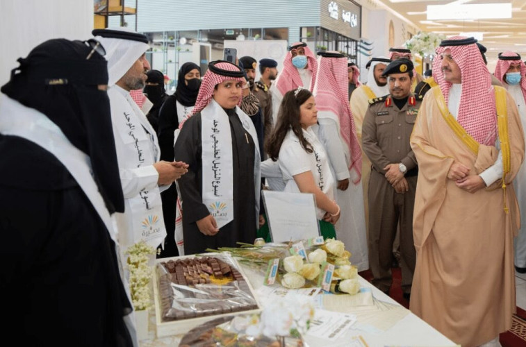 أمير الشرقية يؤكد ضرورة مواصلة البرامج التوجيهية لنزلاء السجون