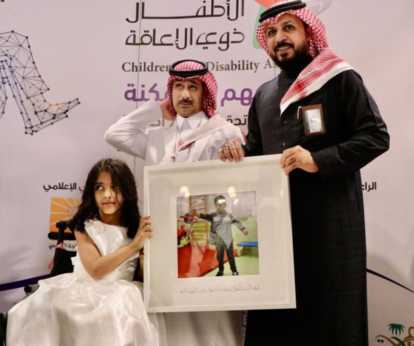مدير تعليم منطقة عسير يرعى فعالية جمعية الأطفال ذوي الإعاقة بعسير بمناسبة اليوم العالمي لذوي الإعاقة