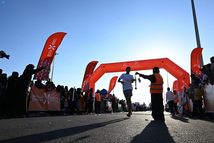 الاتحاد السعودي للرياضة للجميع ينظم مبادرة “تحرك معنا” في مدينة تبوك