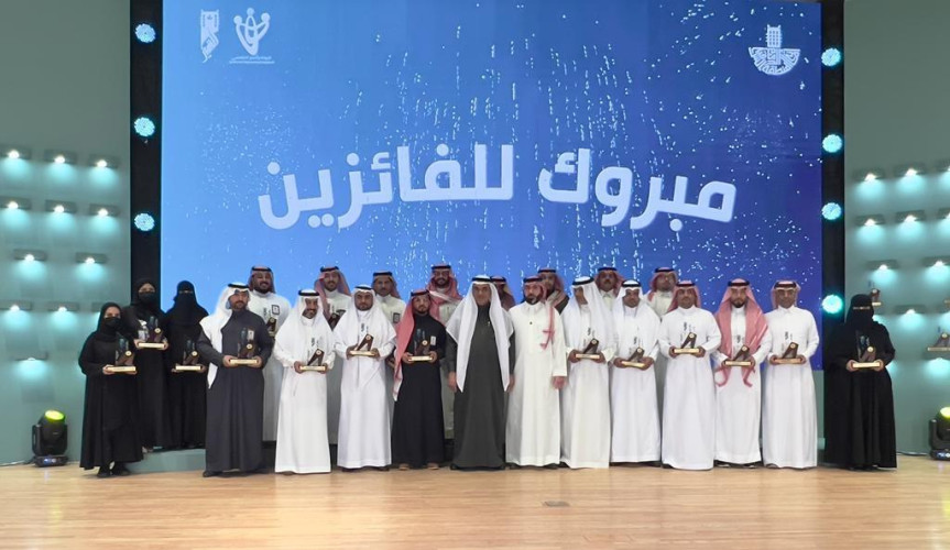 أمين الشرقية يتوّج الفائزين بجائزة الأمين للتميز في دورتها الثالثة في الحفل الختامي