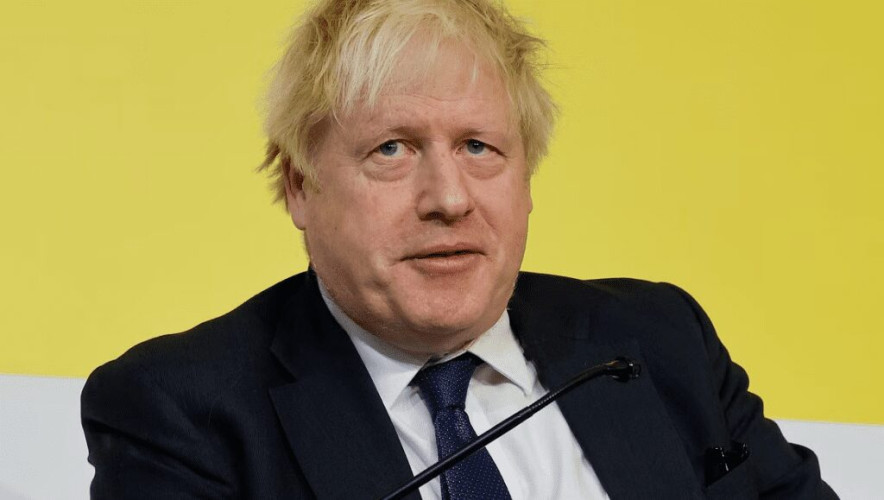 “جونسون”: تهديدات “بوتين” باستخدام الأسلحة النووية مجرد هراء