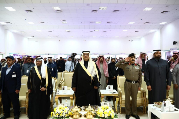 محافظ حفرالباطن يرعى حفل تخريج الدفعة الأولى – بكالوريوس – والخامسة عشر دبلوم لمتدربي الكلية التقنية بحفرالباطن