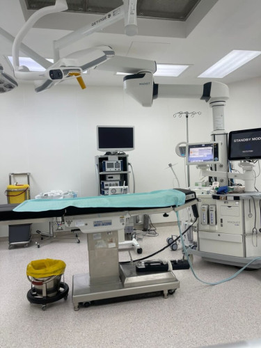 تدخل عاجل لاستبدال صمام أورطي بمعدني لمريض بالقصيم