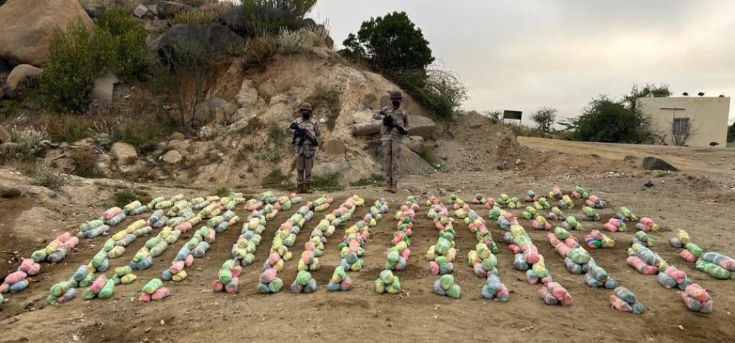 حرس الحدود يحبط محاولات تهريب(18.2)طناً من القات المخدر وأكثر من(1.5)طن من مادة الحشيش المخدر