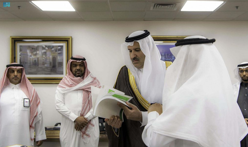 أمير المدينة المنورة يدشن النظام الالكتروني لبيانات المحافظات والمراكز “منطقة”