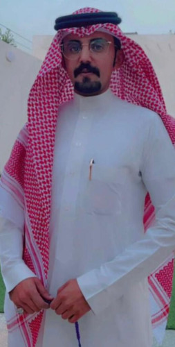 المعلم وصناعة الإنسان