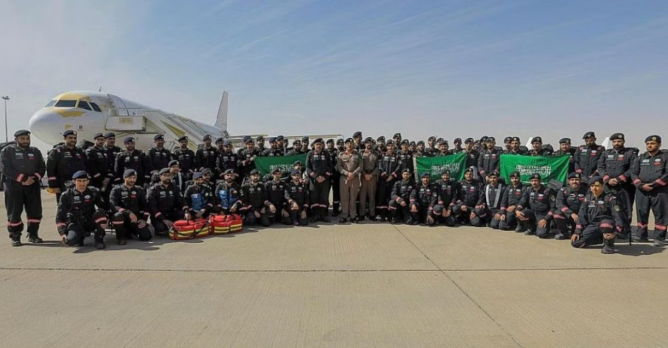 إنفاذًا لتوجيهات القيادة.. فريق البحث والإنقاذ السعودي يشارك في إغاثة المتضررين في زلزال تركيا وسوريا