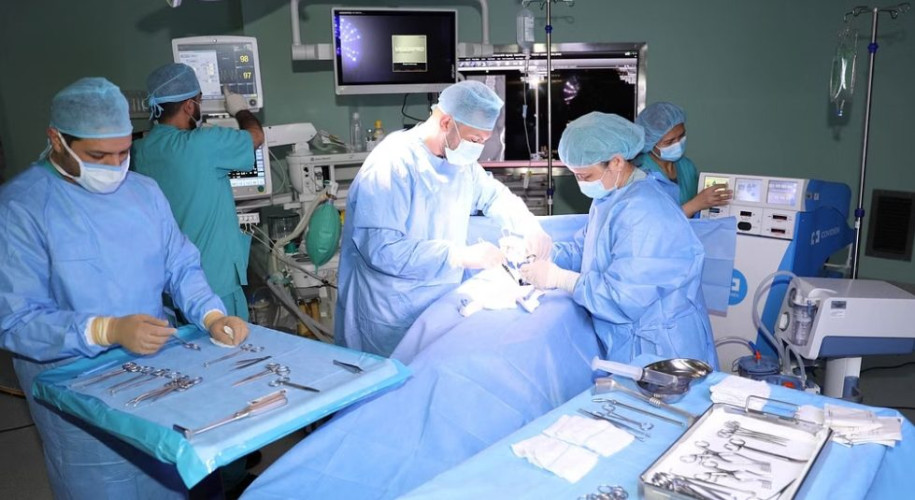 مستشفى الدكتور سليمان الحبيب بالخبر يستأصل ورماً وزنه 4,5 من كلية “ستيني”