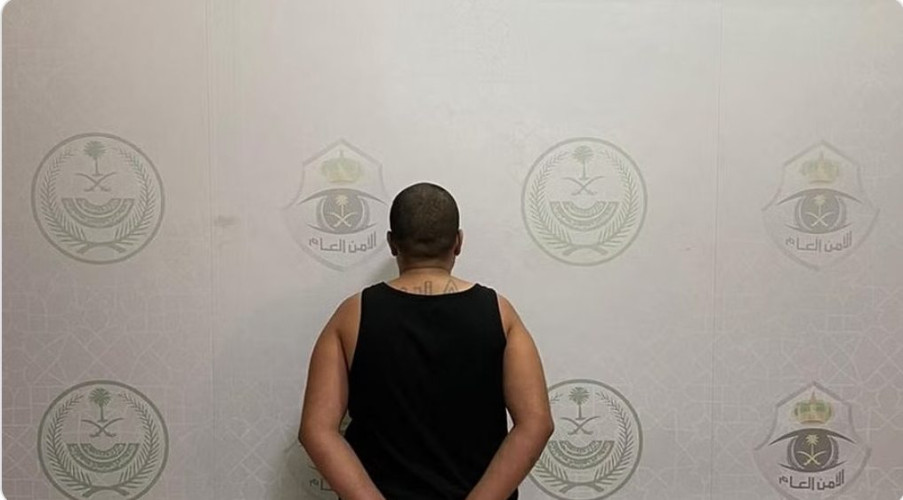 جدة.. القبض على شخص لسطوه على محال تجارية وسرقتها