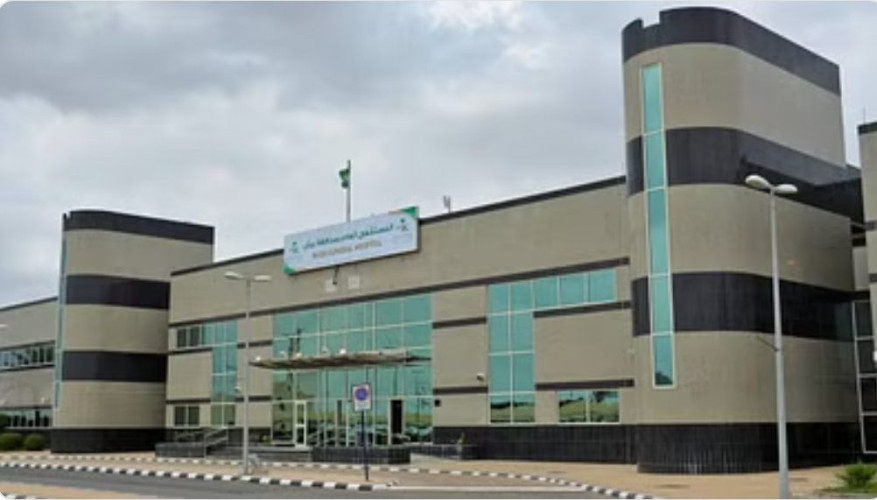 إنقاذ حياة ثلاثيني بعد تهتك بالأمعاء والأوعية بالبطن في مستشفى بيش بجازان